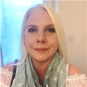 Holistic practitioner helping boost confidence, focus, and wellbeing through engaging online sessions